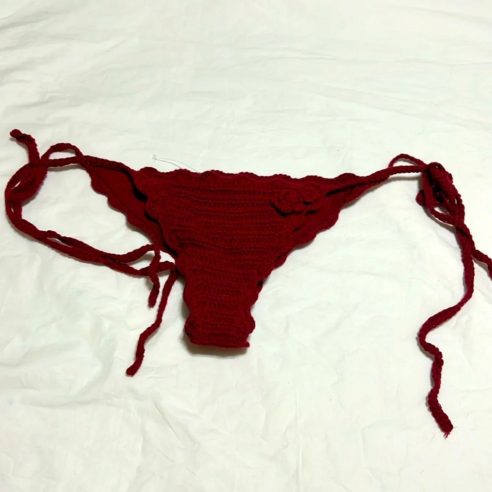 NWOT Frankie’s bikini swim crochet bottom only size S,M